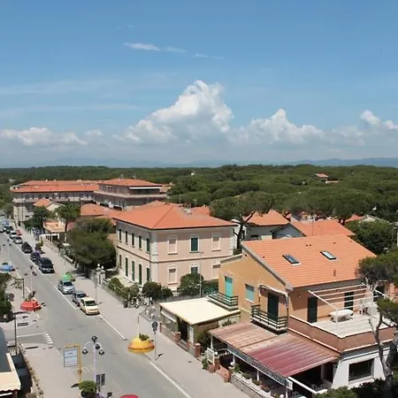 アパート La Perla A 100m Dal Mare A *