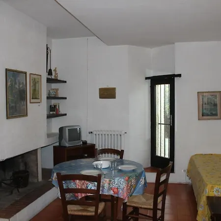 La Perla A 100m Dal Mare A アパート マリーナ・ディ・カスタニェート・カルドゥッチ